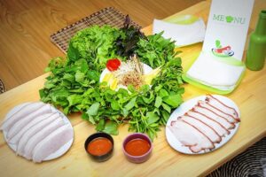 bánh tráng cuốn thịt heo