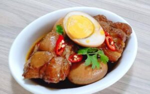 thành phẩm thịt kho tàu