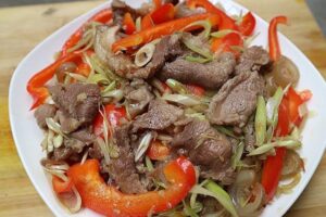 bê xào sả ớt