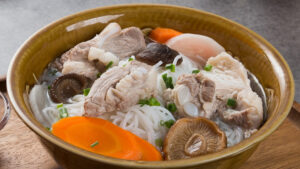 bún sườn đuôi heo