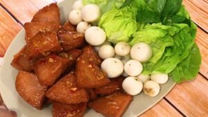 chả chiên nước mắm