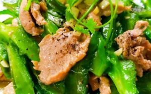 gỏi đậu rồng thịt bò