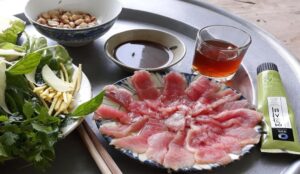 gỏi cá ngừ đại dương