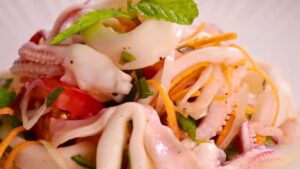 salad mực chua ngọt